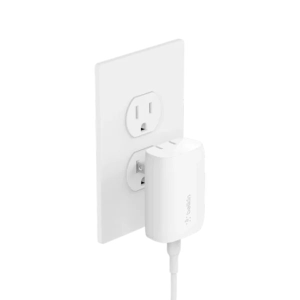 Belkin Belkin Wall Charger 30W White With Lightning Cable - Image 2